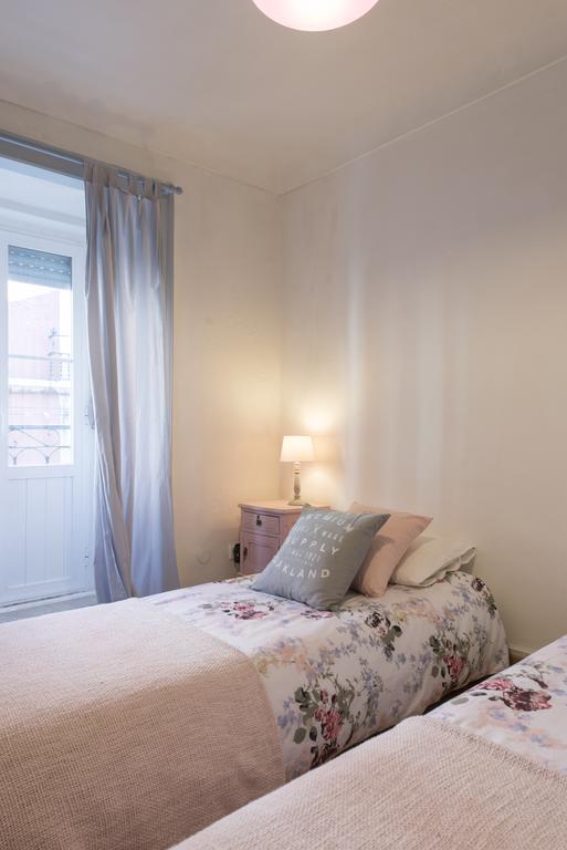 Apartment Downtown Doll'S House Lisbon